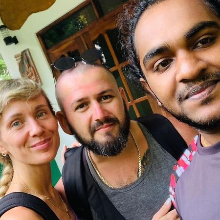 Sigiri Starwing Villa Sigiriya Exteriör bild