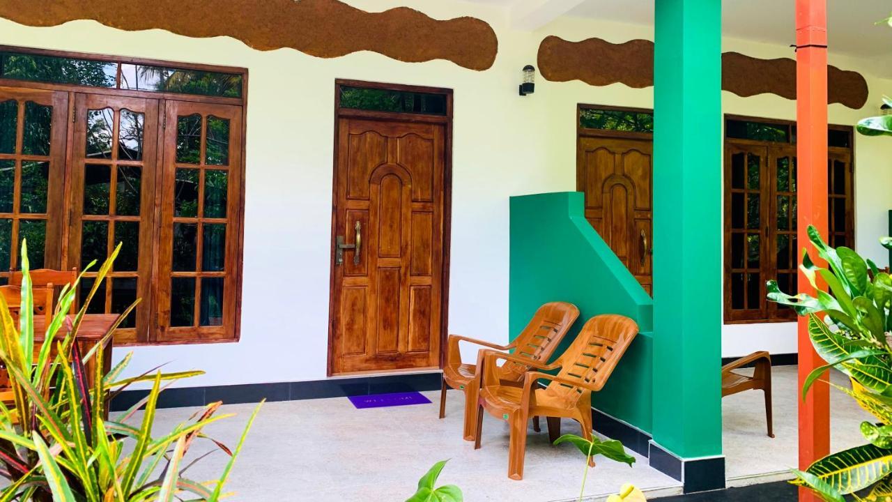 Sigiri Starwing Villa Sigiriya Exteriör bild
